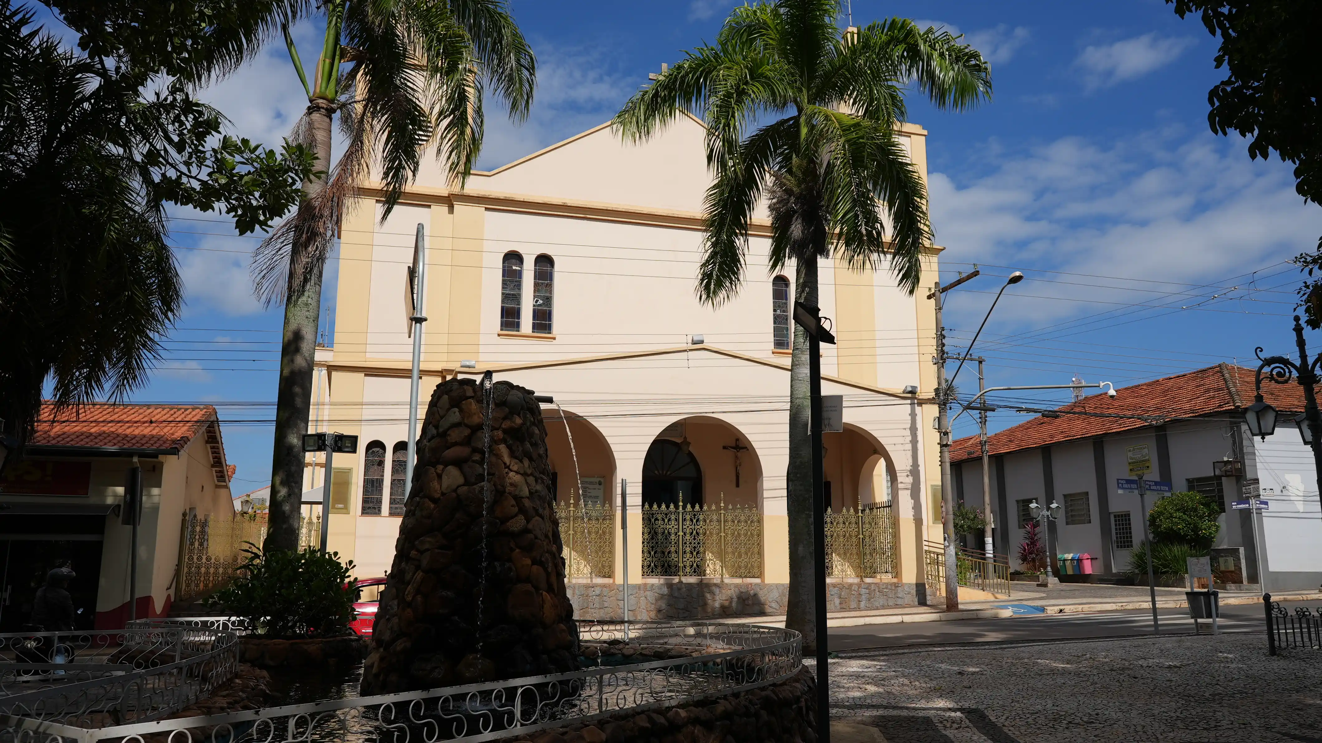 Igreja no centro